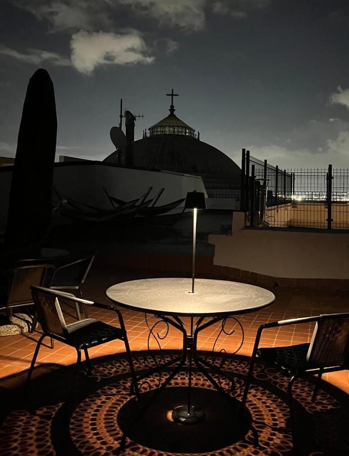 Lucullo'S Rooftop Nápoly Kültér fotó